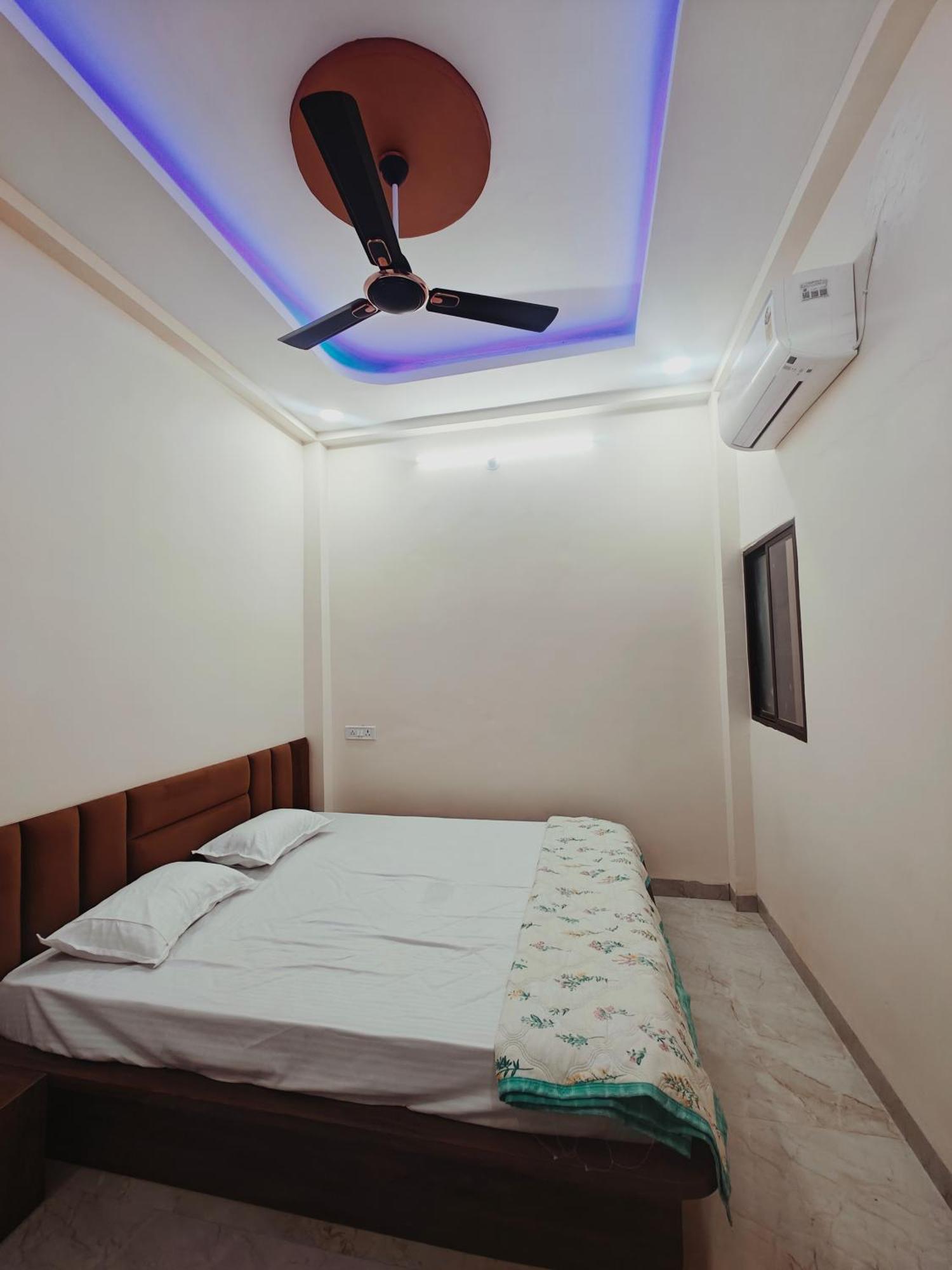 Nandi Homes Homestay Ujaim Exterior foto